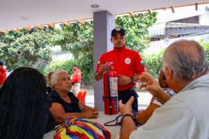 CAPACITACIÓN PARA ADULTOS MAYORES